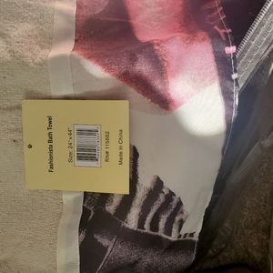 Bath towel